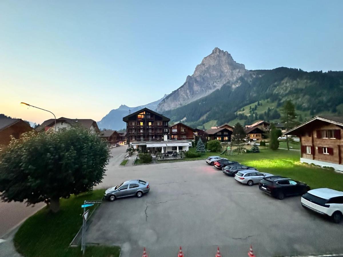 Alpina Appartment 2 Kandersteg Luaran gambar